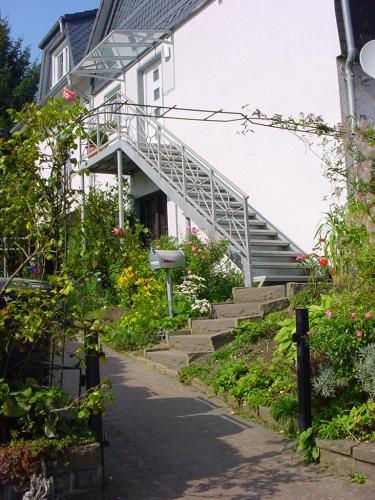 Ringhiera scale e pensilina